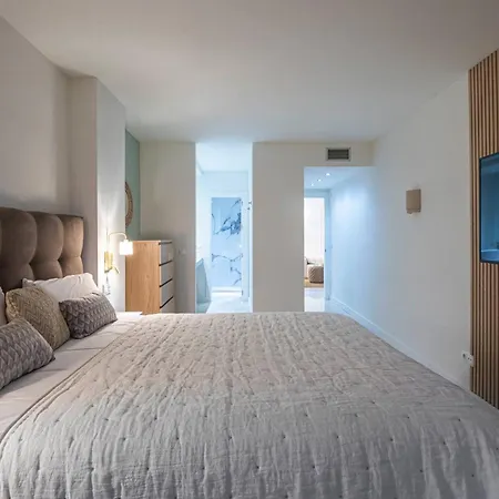 Apartament Modern Flat In Marbella, 2br, Pool & Parking *