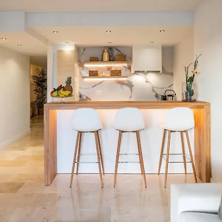 דירה Modern Flat In Marbella, 2br, Pool & Parking