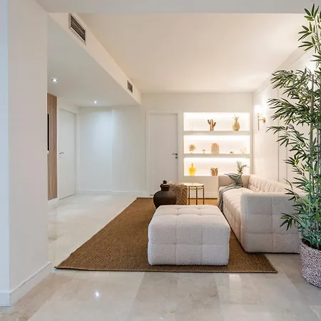 Modern Flat In Marbella, 2br, Pool & Parking Apartmán