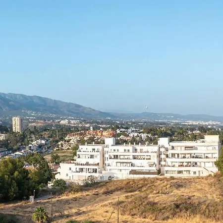 アパート Modern Flat In Marbella, 2br, Pool & Parking