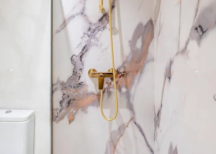 Апартаменти Modern Flat In Marbella, 2br, Pool & Parking *