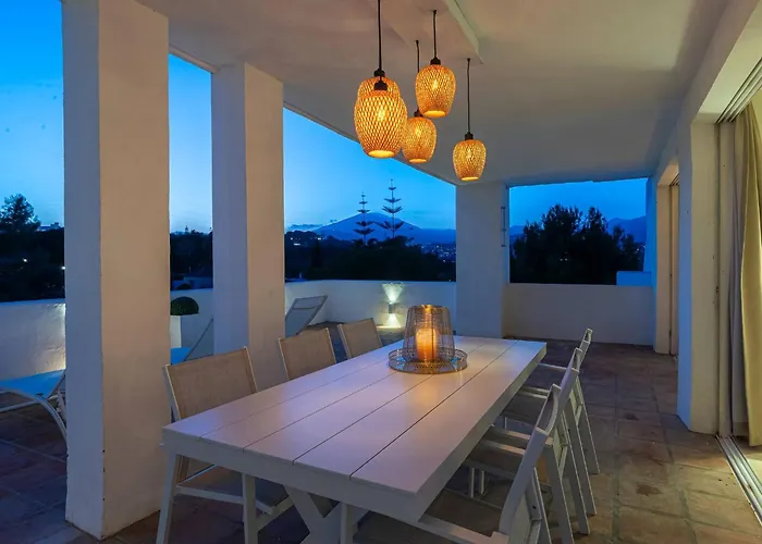 Modern Flat In Marbella, 2br, Pool & Parking Апартаменти Марбелья