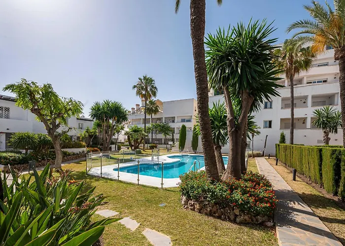 Modern Flat In Marbella, 2br, Pool & Parking Апартаменти Марбелья