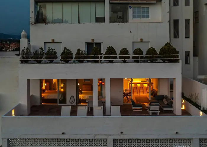 Modern Flat In Marbella, 2br, Pool & Parking Апартаменти