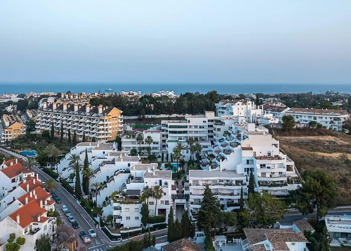 Modern Flat In Marbella, 2br, Pool & Parking Апартаменти Марбелья